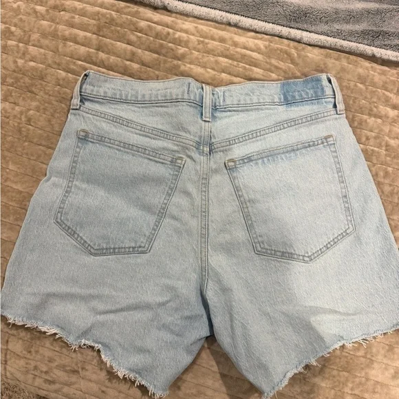 Abercrombie & Fitch Light Wash Jean Shorts - Picture 5 of 5